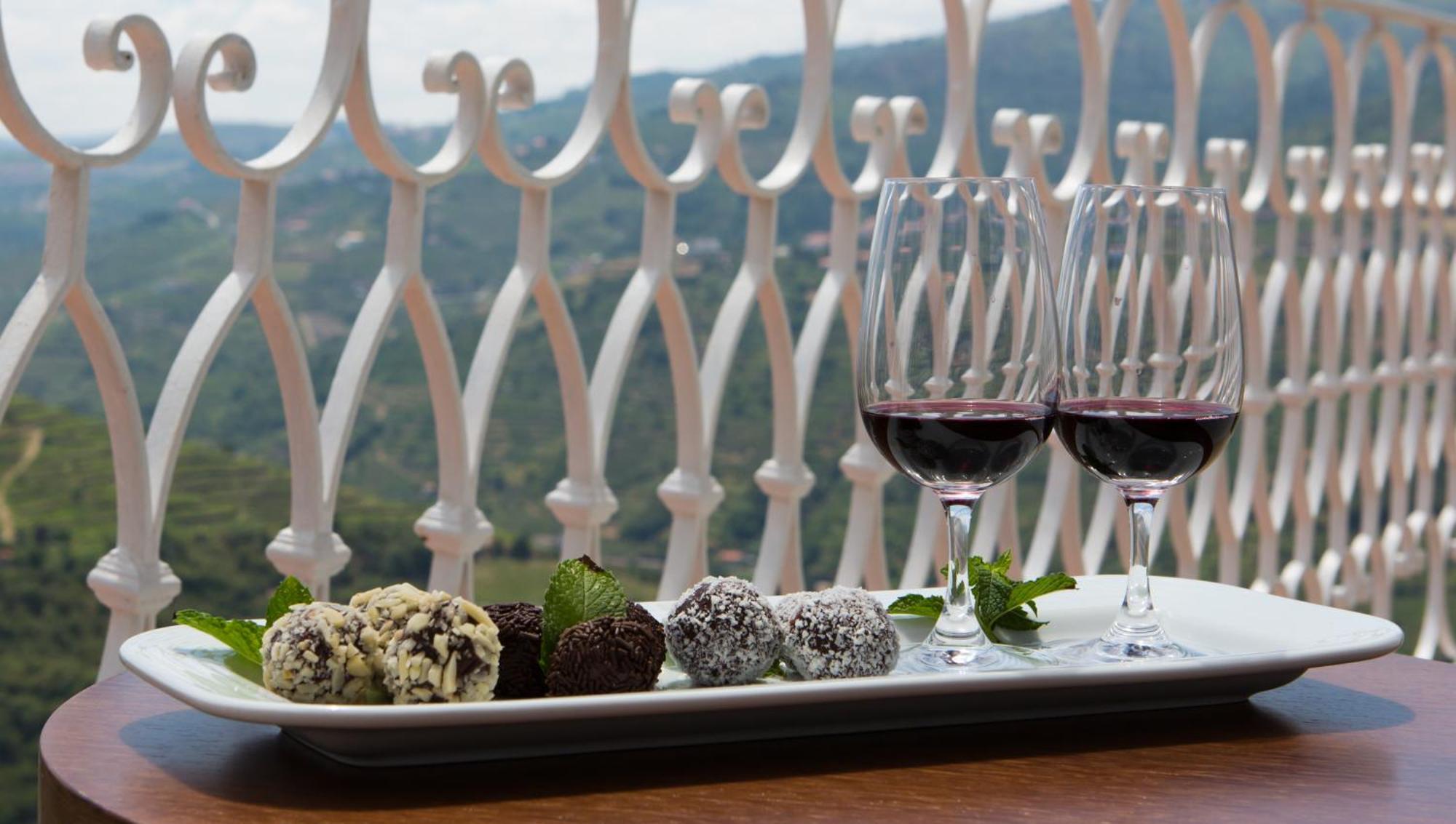 Douro Scala Mesão Frio Exterior foto Chocolate and wine